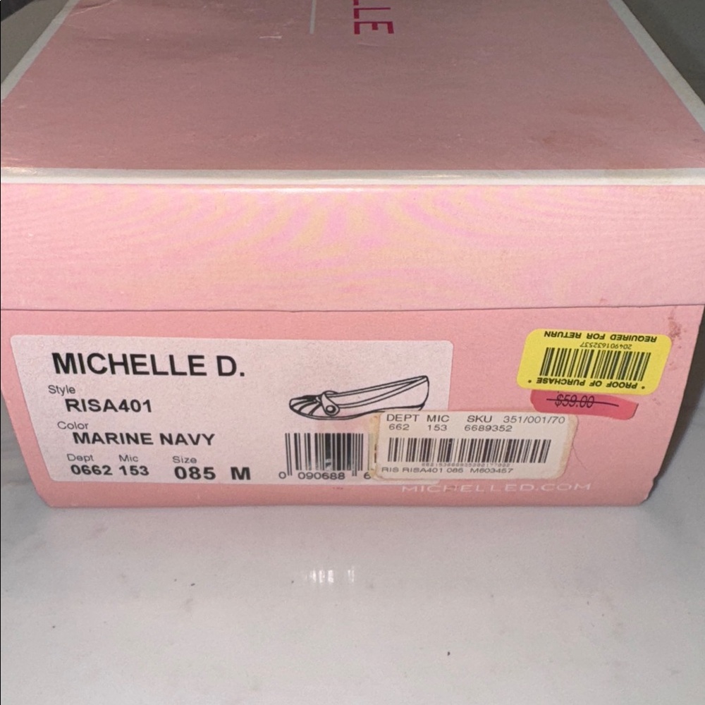 Michelle D NIB Size 8.5M Women's Navy Blue Loafer/Flats - Picture 3 of 8